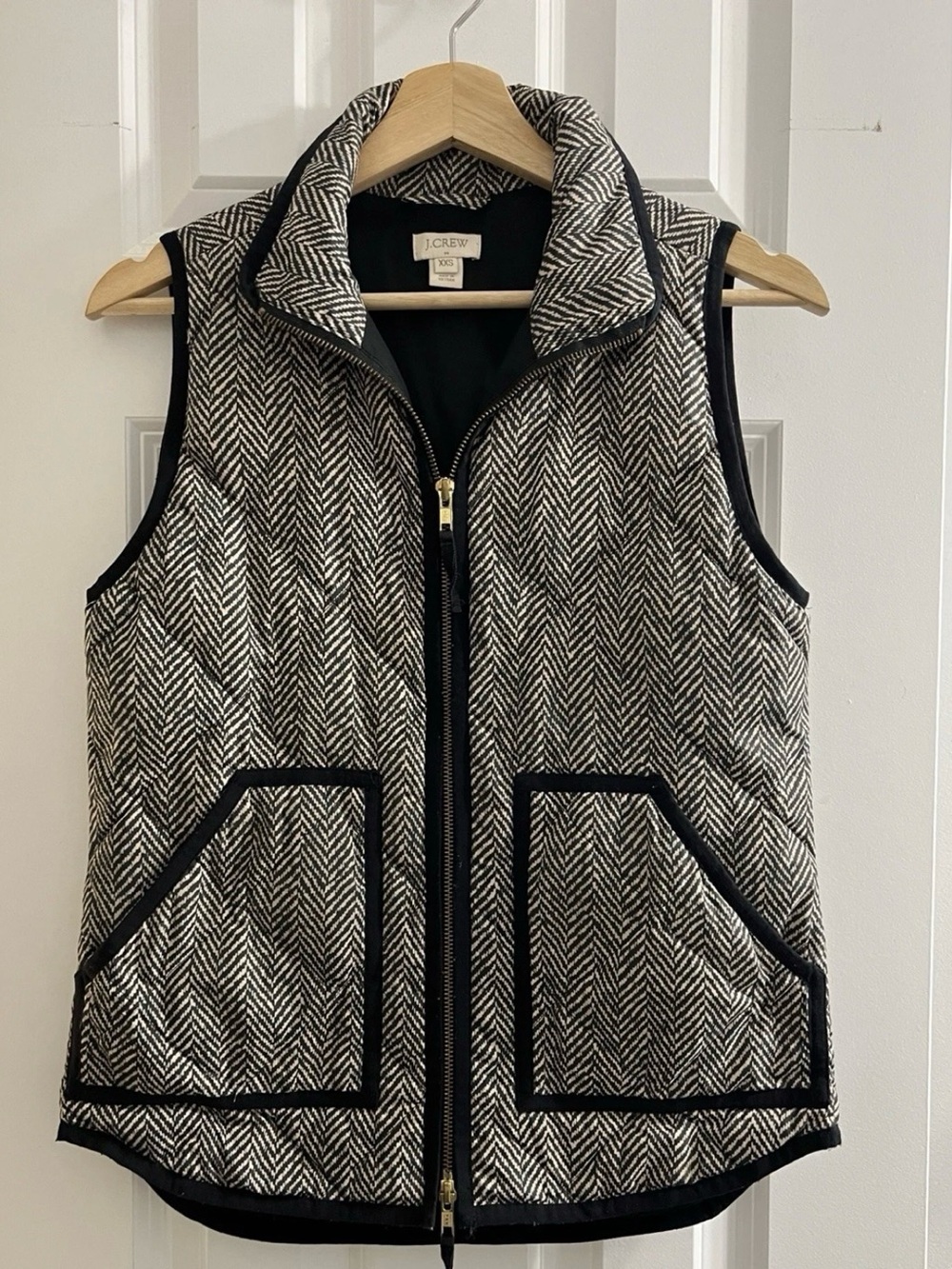 J. Crew Black & Beige Quilted Herringbone Zip Vest-XXS